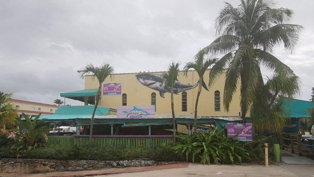 Sharkey’s Pub & Galley Restaurant