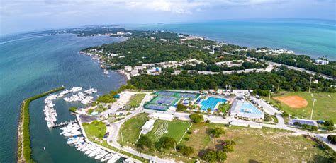 Founder’s Park and Beach